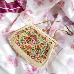 VTG // Structured Floral Tapestry Purse